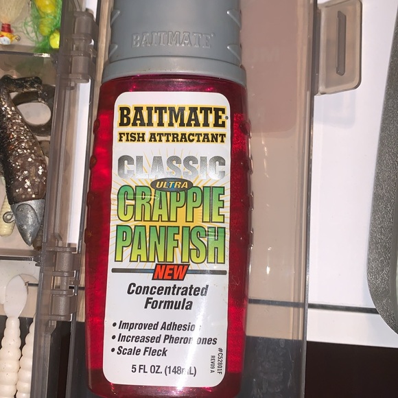 Vintage Plano tackle box loaded with bait, lures etc - Picture 8 of 10